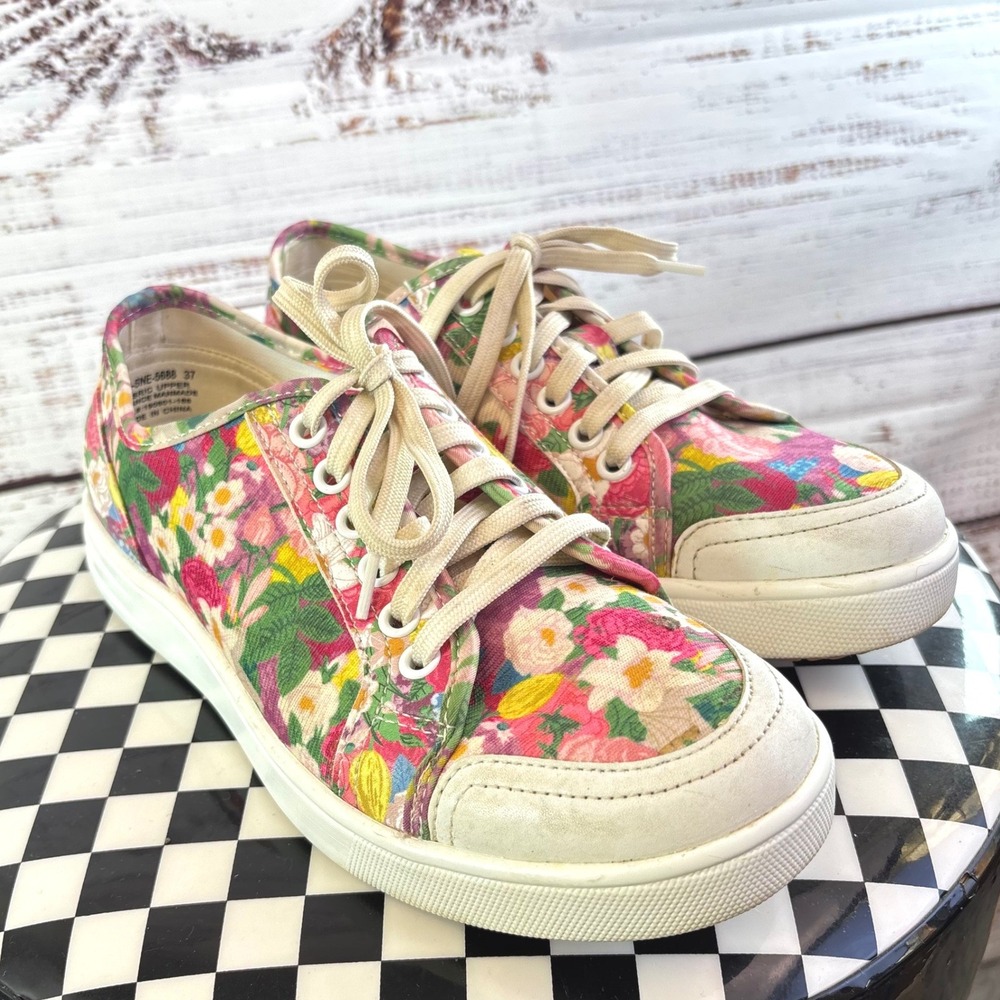 Floral Sneakers TRAQ by Alegria 7/37 Multicolor Fabric Shoes Cottage Eclectic